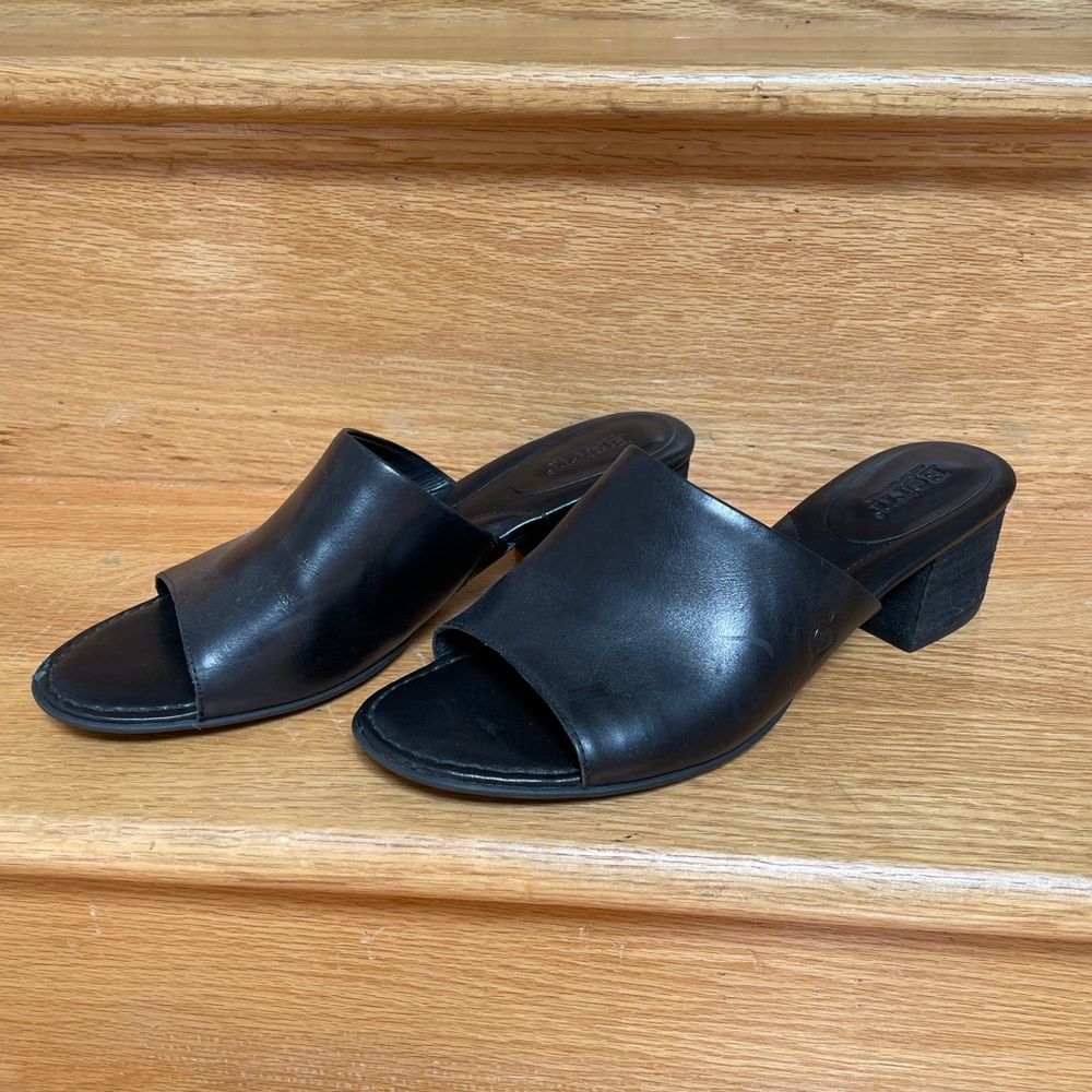 Ladies Born black leather heeled sandals